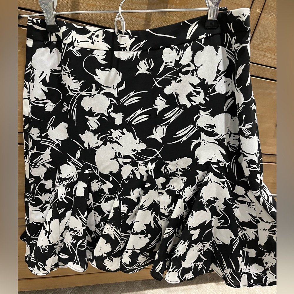 Black and white pleated skirt